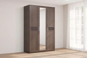 Шкаф 3-х створчатый с зеркалом Кэт-4 Венге Диал в Когалыме - kogalym.mebel-tymen.ru | фото