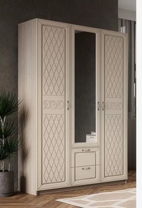 Шкаф трехдверный с зеркалом "Париж" № 2 в Когалыме - kogalym.mebel-tymen.ru | фото